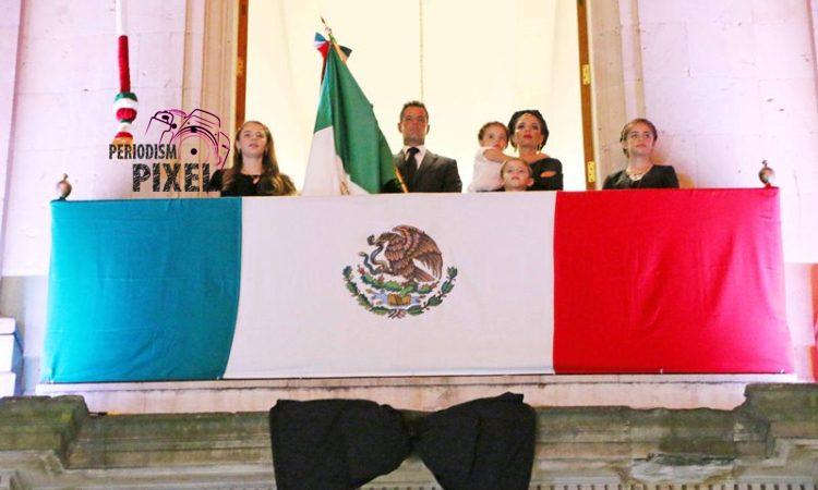 En medio de luto por quienes perdieran la vida en el sismo; Oaxaca realiza “Grito de Independencia”