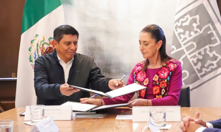 FOTO-1-Firman-Salomón-Jara-y-Claudia-Sheinbaum-convenio-para-fortalecer-la-cooperación-entre-gobiernos-de-Oaxaca-y-CDMX.jpg