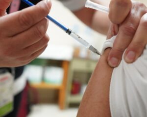Vacunarán-contra-influenza-y-VPH-en-las-escuelas-01.jpg