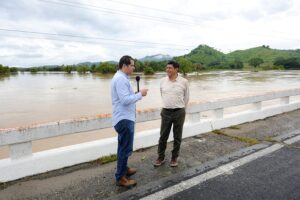 GOBERNADOR-JUEVES DE GOZONA-1